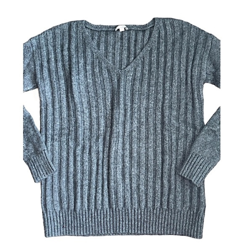 Gap Soft Wool Gray Ribbed V-Neck Sweater